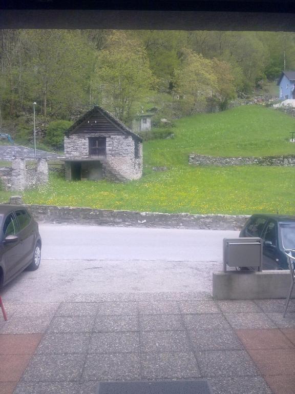 Ristorante Garni Lavizzara Hotell Sornico Eksteriør bilde