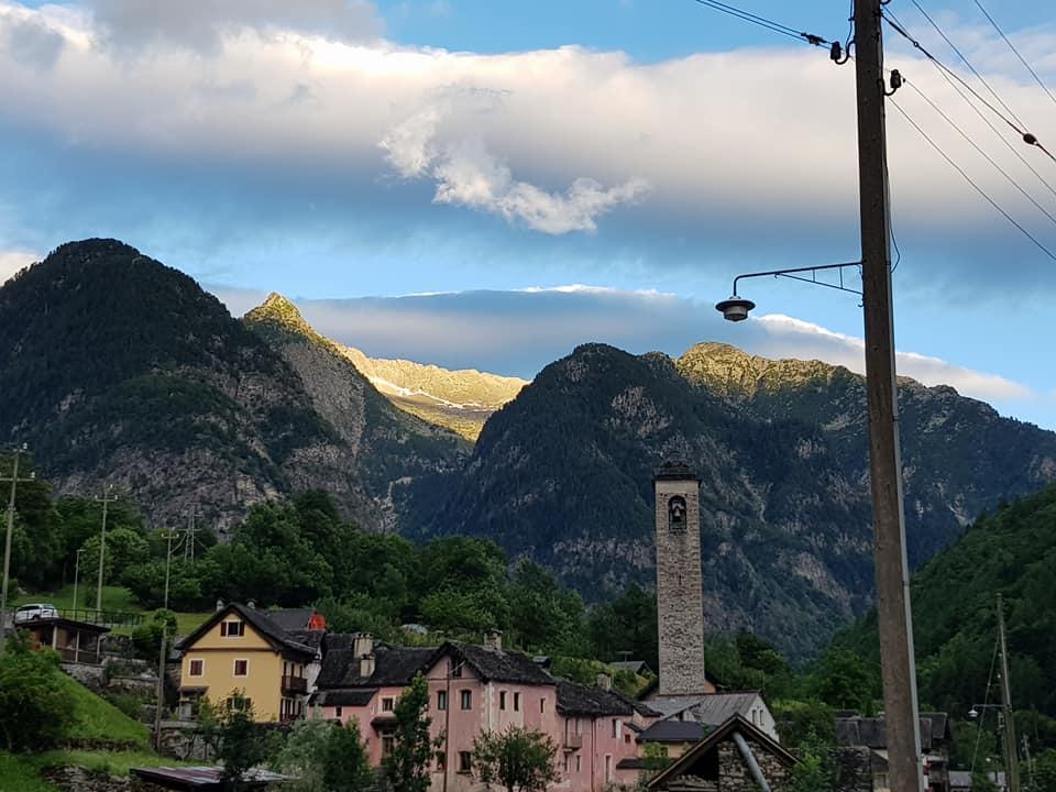 Ristorante Garni Lavizzara Hotell Sornico Eksteriør bilde